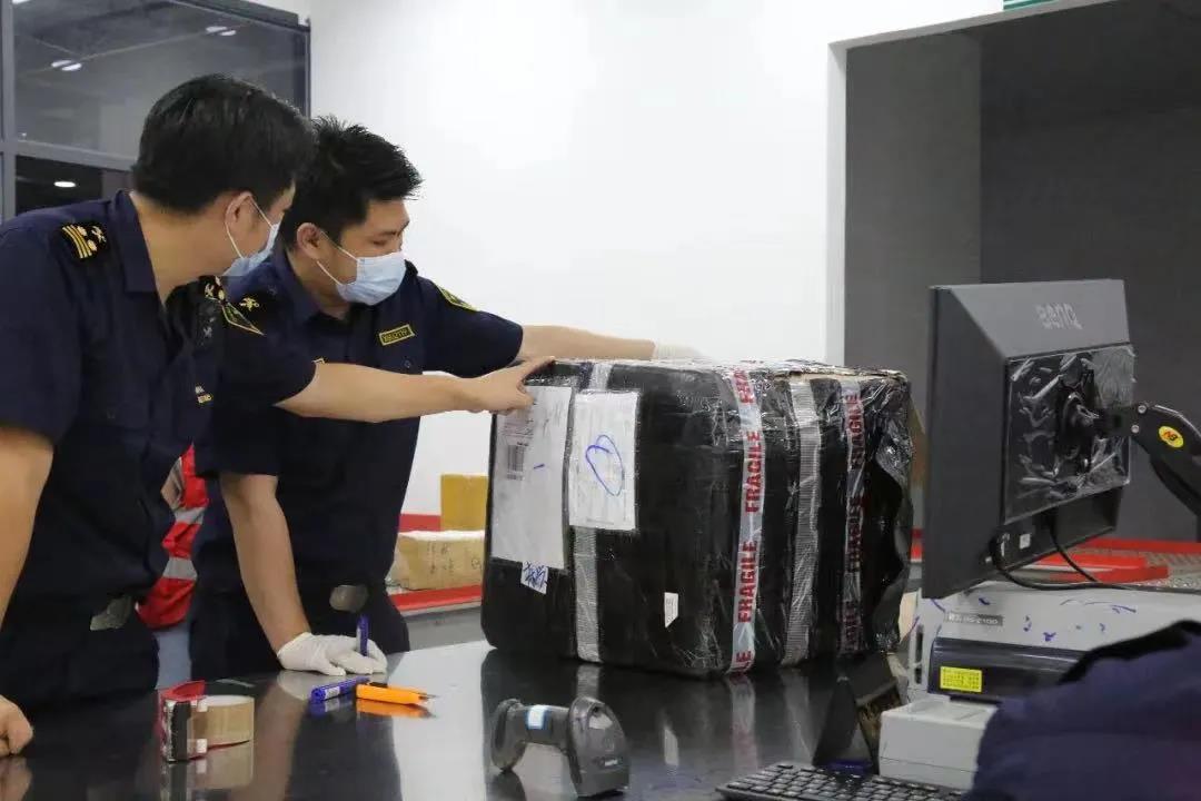 广西自贸试验区探索建立监管新模式 跨境电商企业聚集发展 广西自贸试验区探索建立监管新模式 跨境电商企业聚集发展