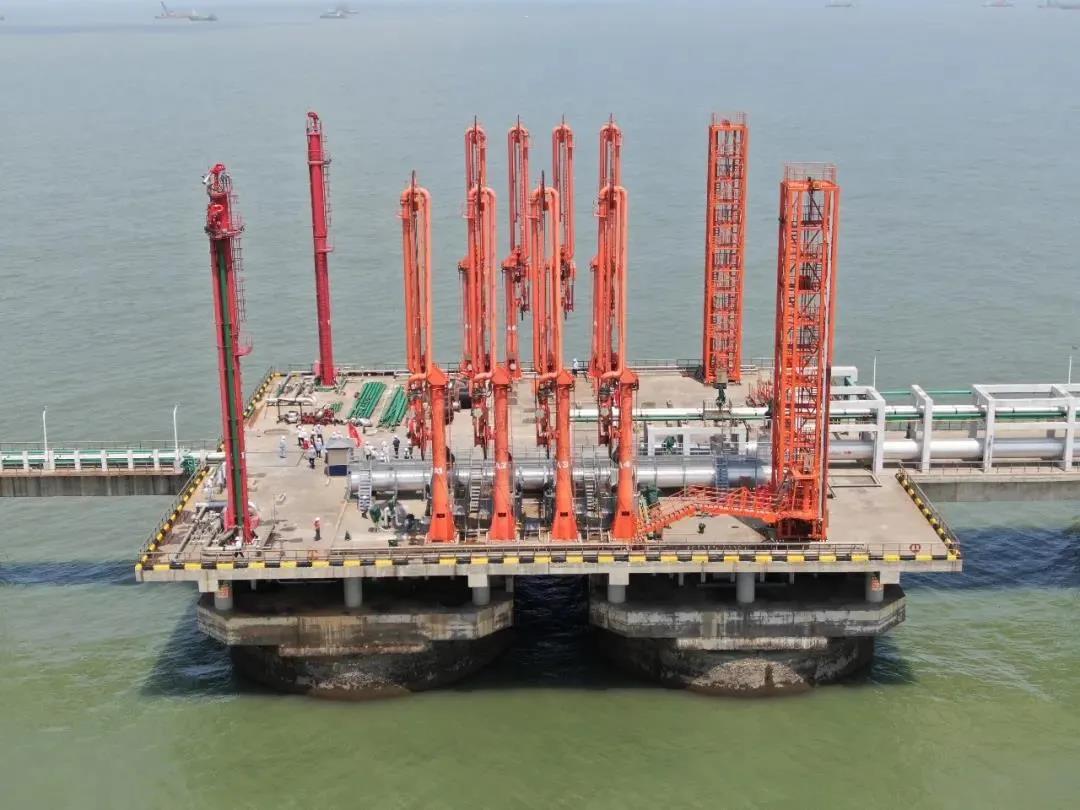 北部湾港钦州30万吨级油码头竣工 北部湾港钦州30万吨级油码头竣工