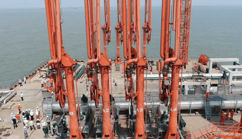 北部湾港钦州30万吨级油码头竣工 北部湾港钦州30万吨级油码头竣工