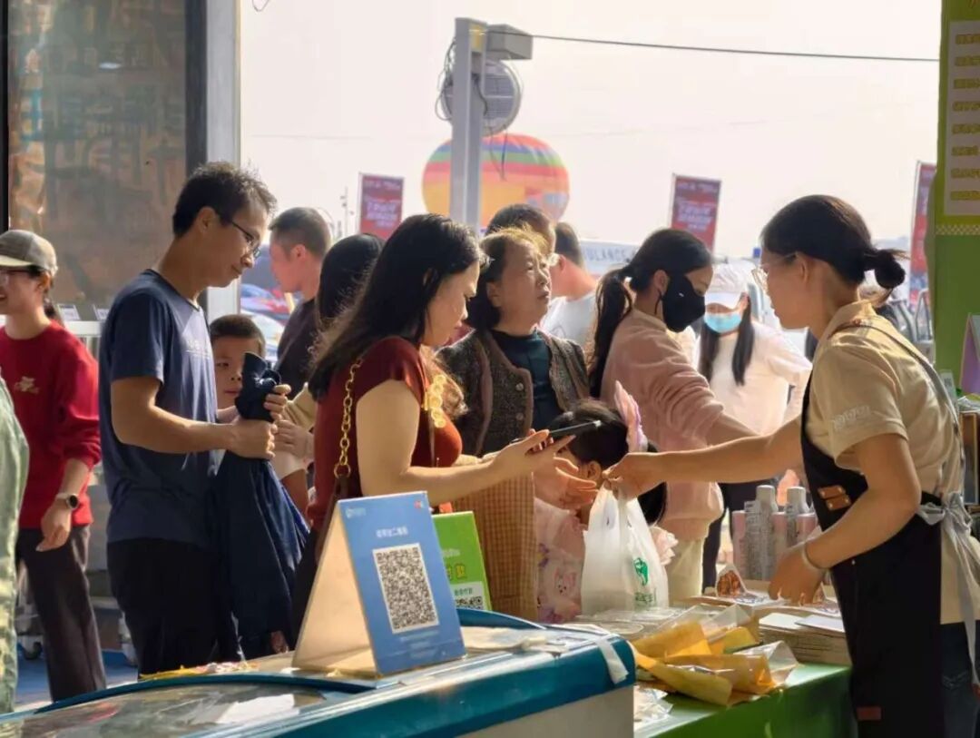 蚝美钦州 潮听河海 | 自贸开投集团闪耀钦州蚝情节 蚝美钦州 潮听河海 | 自贸开投集团闪耀钦州蚝情节