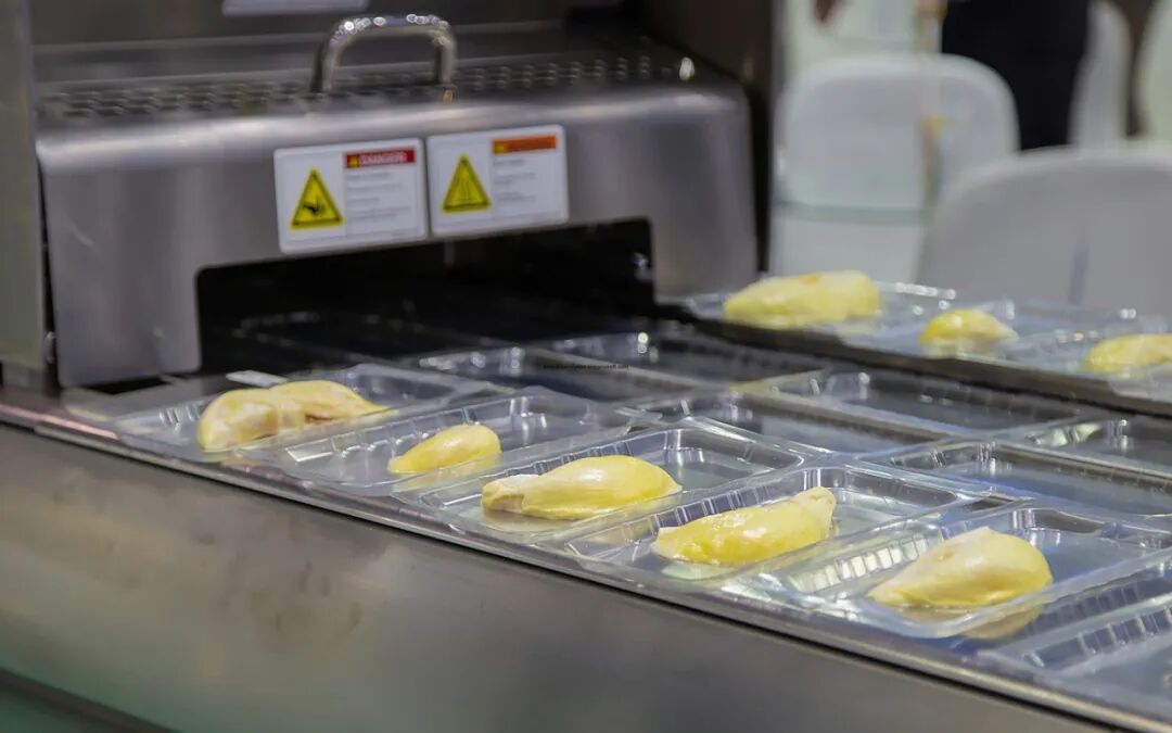 跨越山海,只为一口纯粹的“榴悠悠” 跨越山海,只为一口纯粹的“榴悠悠”