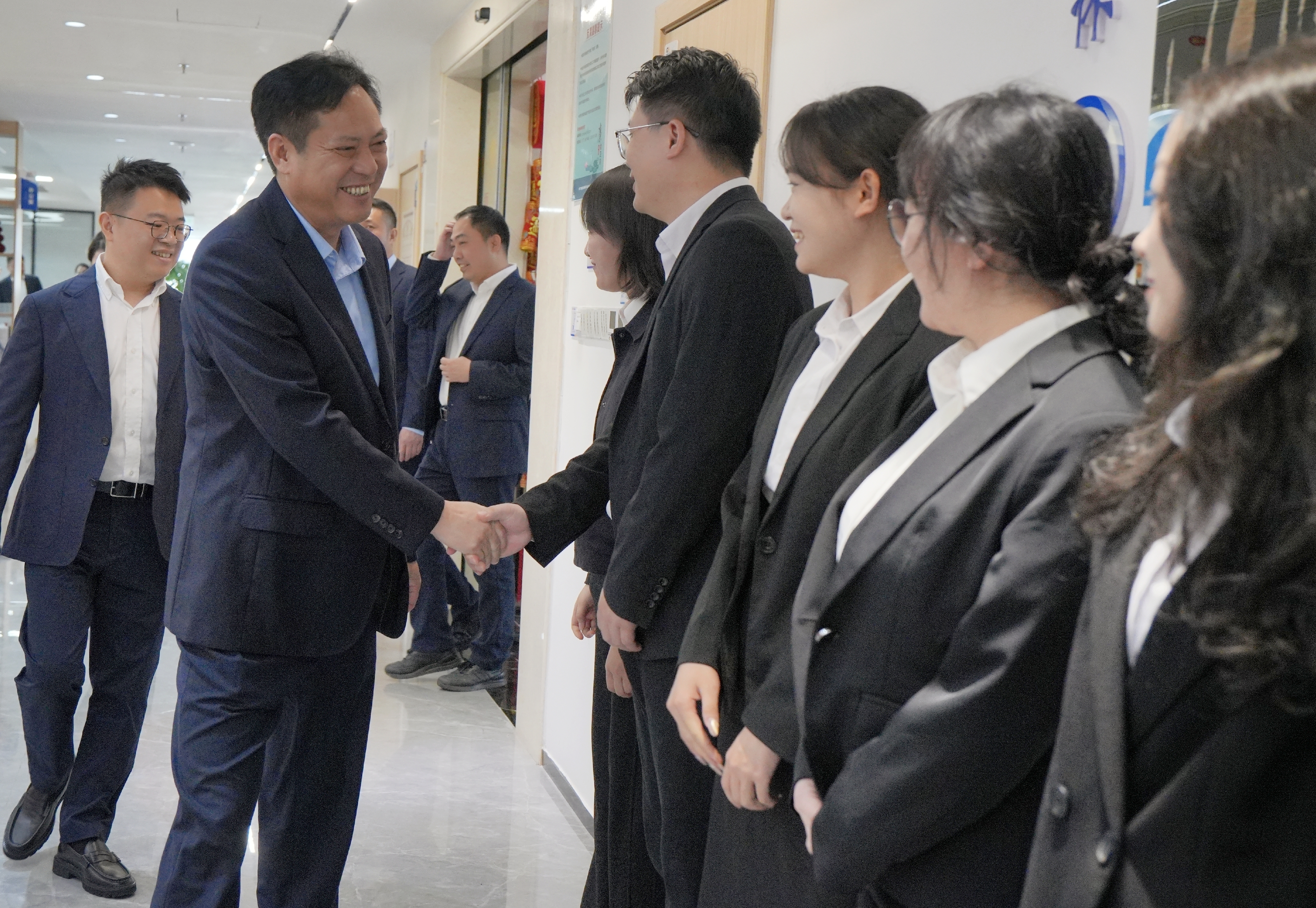 春意暖人心 奋进正当时 | 自贸开投集团开展新春开工走访慰问 春意暖人心 奋进正当时 | 自贸开投集团开展新春开工走访慰问