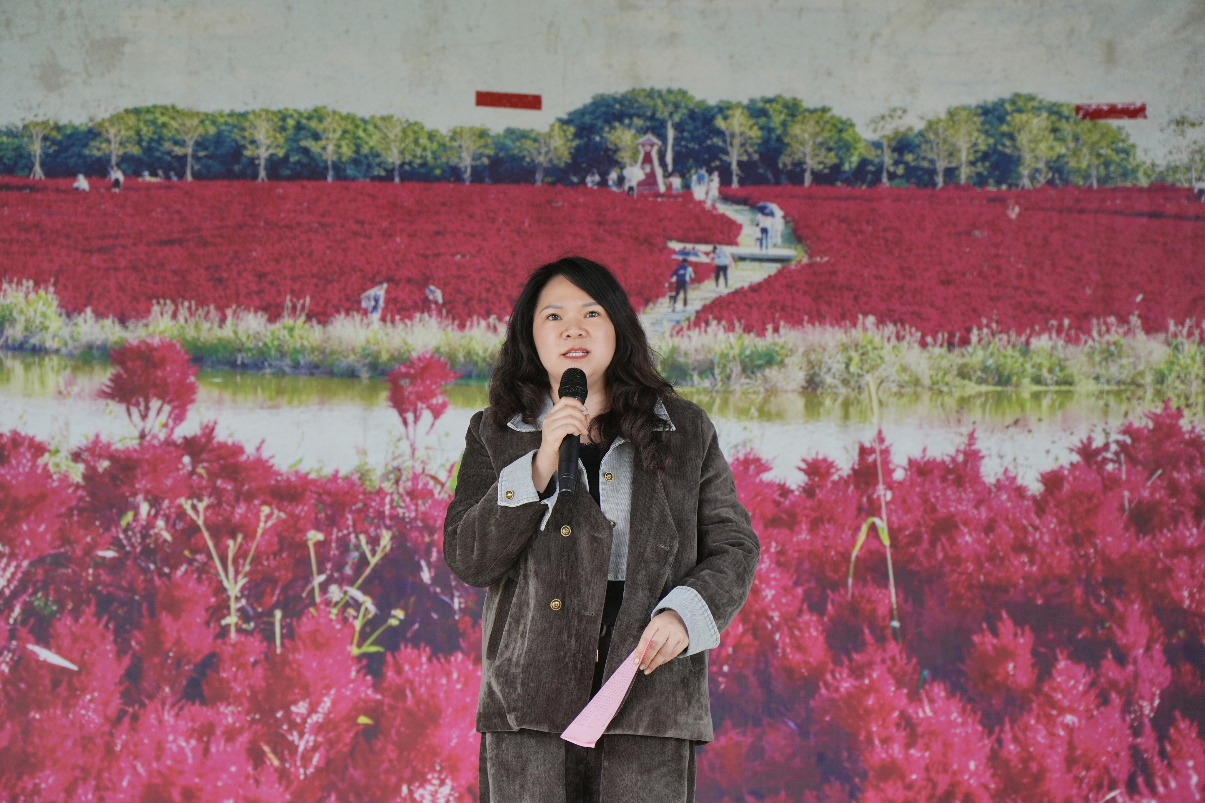 花开三月绽芳华 巾帼建功展风采 | 自贸开投集团开展“三八”国际妇女节主题活动