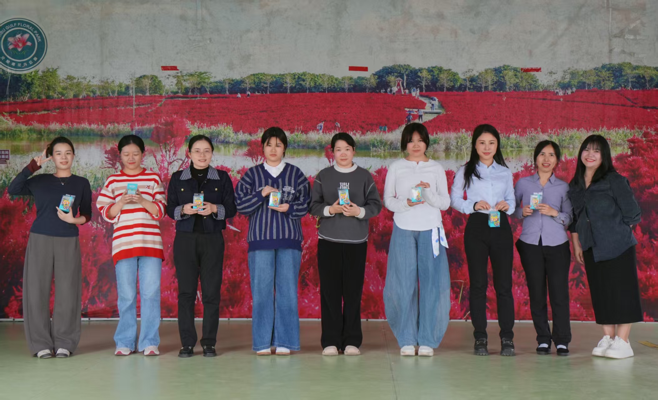 花开三月绽芳华 巾帼建功展风采 | 自贸开投集团开展“三八”国际妇女节主题活动