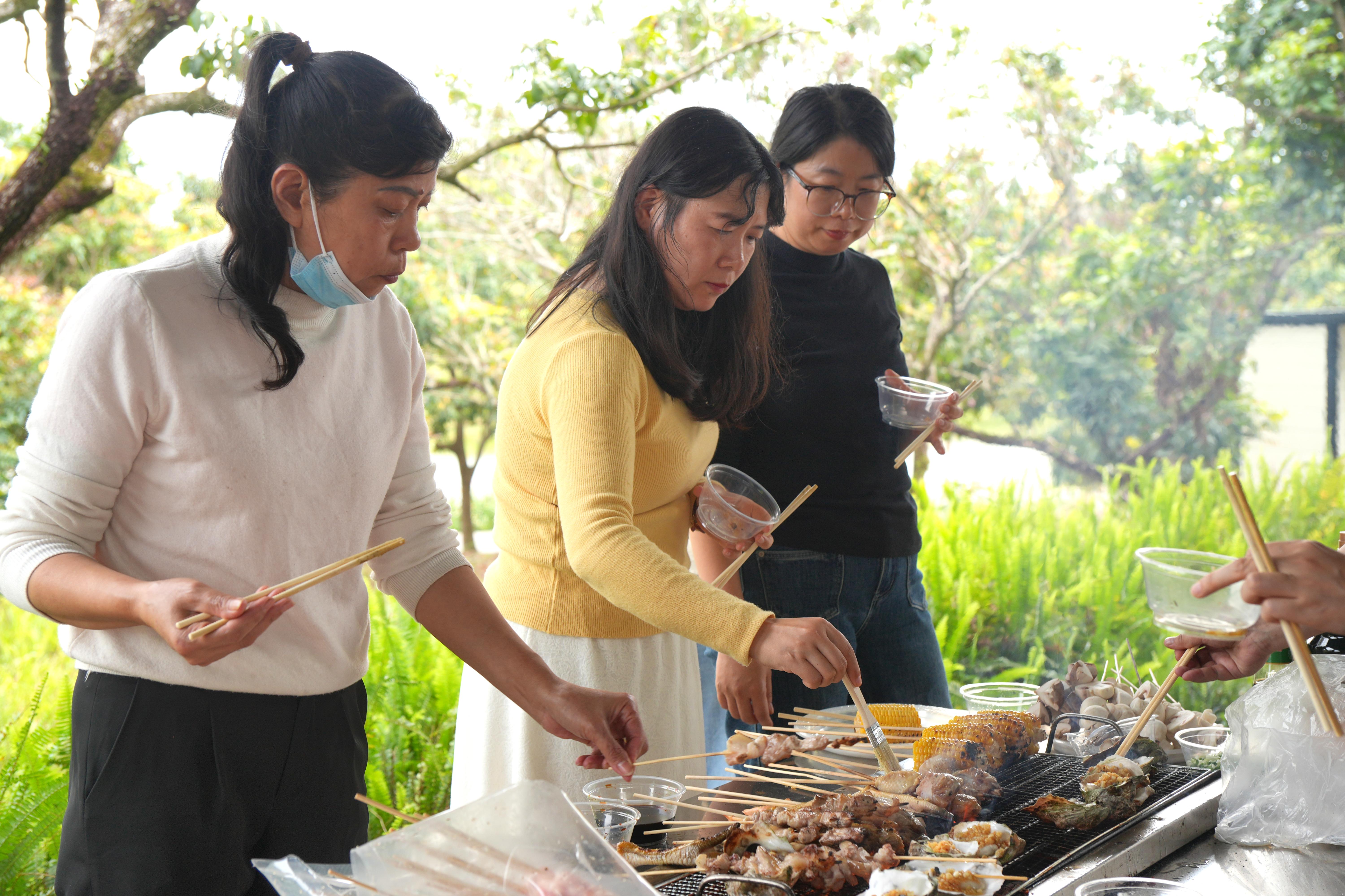 花开三月绽芳华 巾帼建功展风采 | 自贸开投集团开展“三八”国际妇女节主题活动